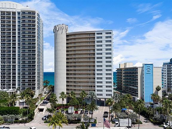 3rd image of 4100 Galt Ocean Dr APT 1609