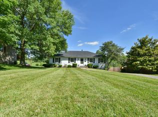 3382 Pimlico Pkwy, Lexington, KY 40517