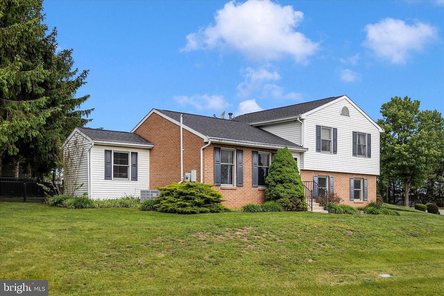 21 Carriage Hill Dr, Hagerstown, MD 21742 | Zillow