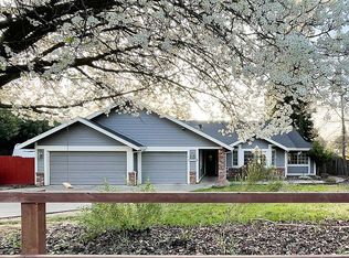 3158 Swetzer Rd, Loomis, CA 95650