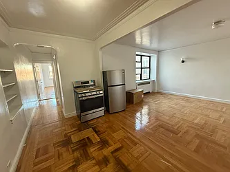 2265 University Avenue, #6C