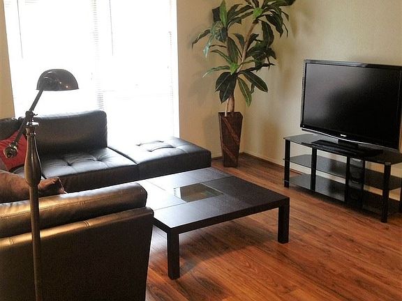 3rd image of 500 E 31st St APT 116