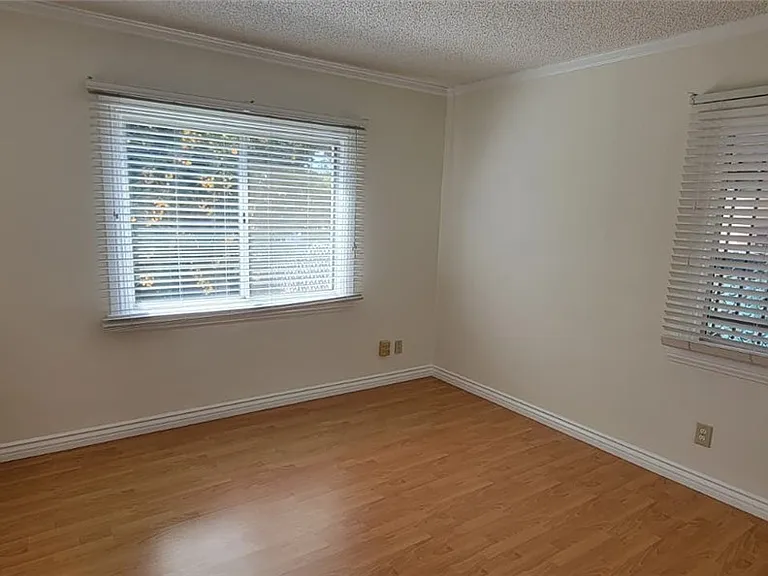 567 South St — Photo 11