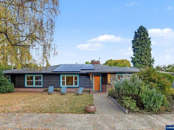 1155 NW 17th St, Corvallis, OR 97330