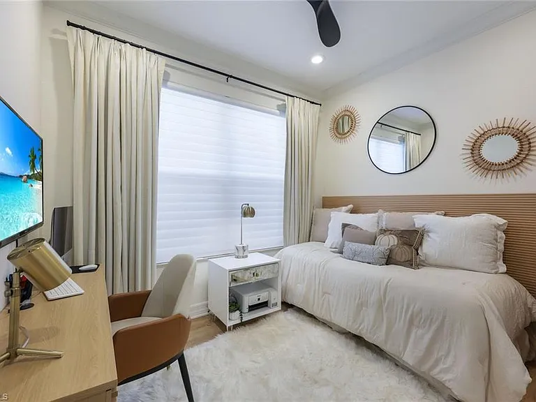 10327 Carolina Willow Dr — Photo 13