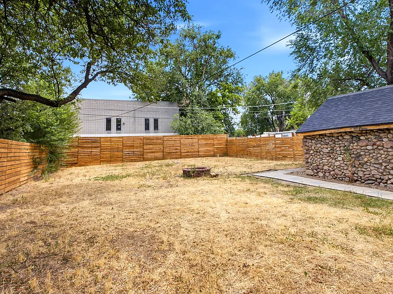 1603 S Major St #B — Photo 20