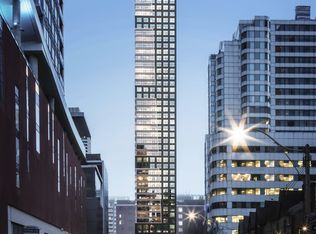 327 King St W #4705-C01, Toronto, ON M5V 0W7