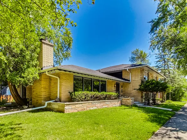 3843 Rosemear Ave, Brookfield, IL 60513