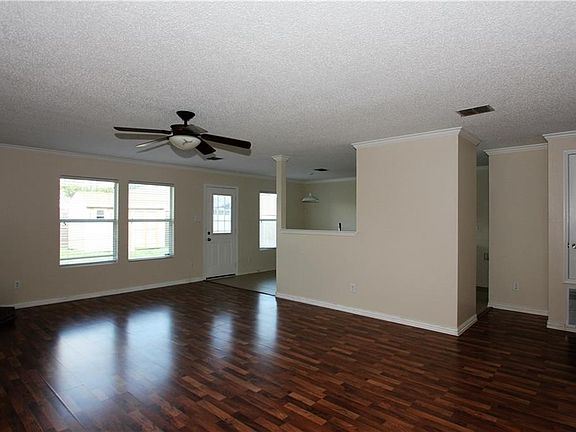 2nd image of 710 Gunters Mountain Ln