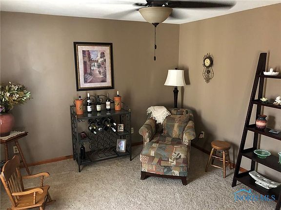 2nd image of 1432 Taylor Dr