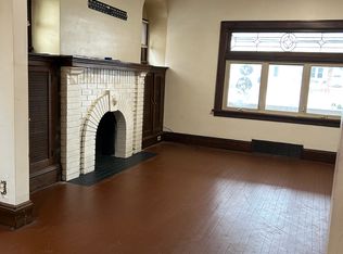 8200 Garfield Blvd #1, Cleveland, OH