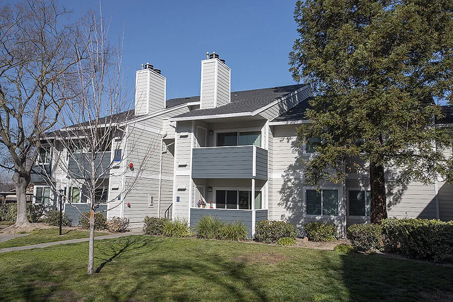 Oak Ridge Apartments — Photo 3