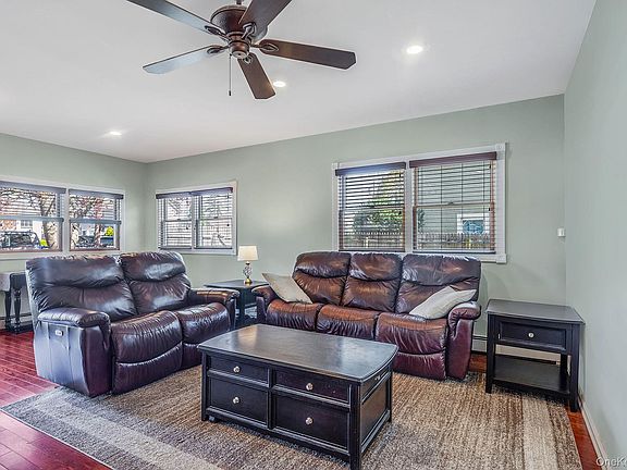 3rd image of 36 Nottingham Avenue