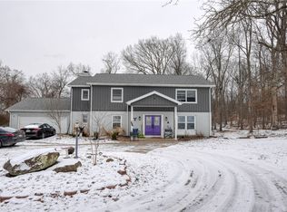 10525 Twin Oaks Dr, Cambridge, OH 43725