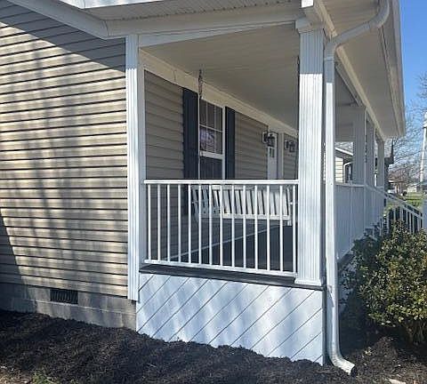 4th image of 155 Hillcrest Dr