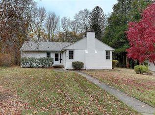 78 Bayberry Rd, Kingston, RI 02881