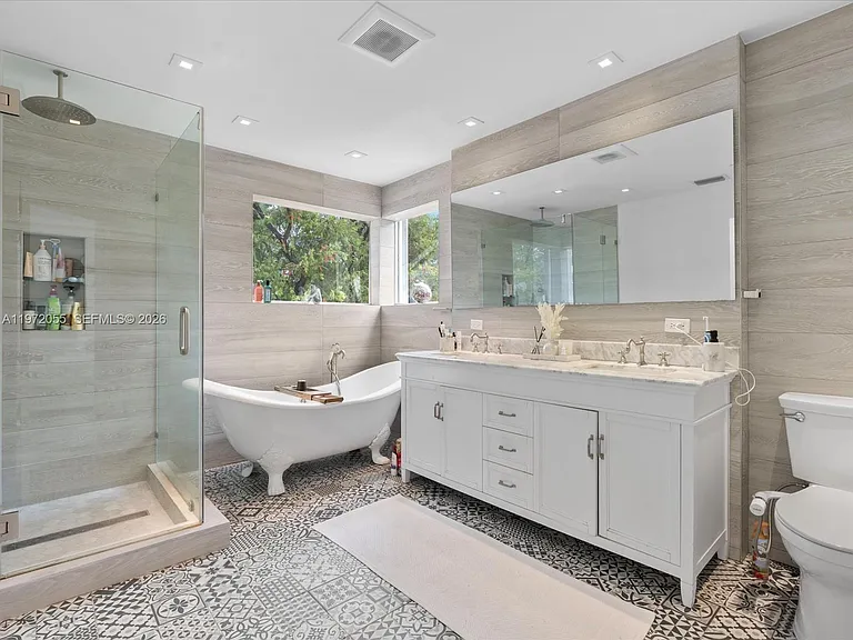 1607 SW 157th Ave — Photo 36