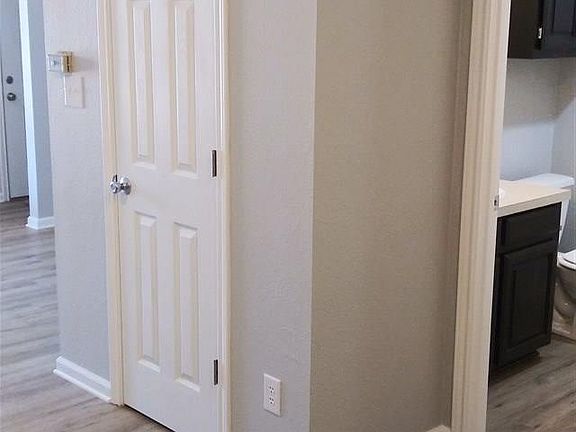 3rd image of 1525 Trigg Ln APT 602