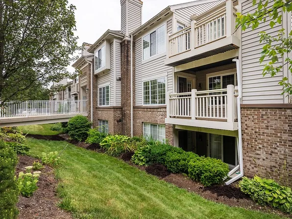 9850 Regatta Dr #33201, Cincinnati, OH 45252