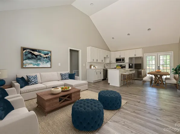 6234 Quiet Water Pl, Charlotte, NC 28214