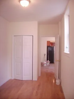 Rented by Perry Associates NYC Inc | media 29