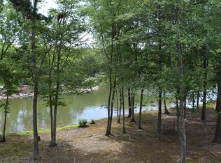 785 Peninsula Dr, Davidson, NC 28036