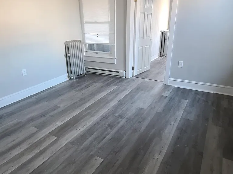 Large 2nd bedroom with 3rd bonus room attached