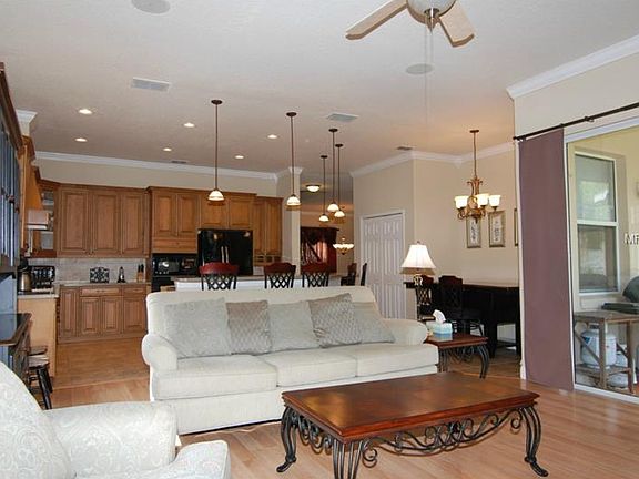 3rd image of 2920 Majestic Isle Dr