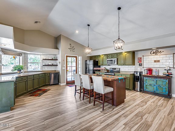 4th image of 19326 E SILVER CREEK Lane