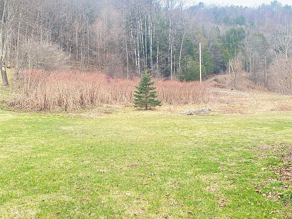 2nd image of 136 Store Hill Road