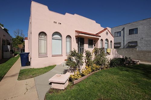 2nd image of 2619 W Grand Ave