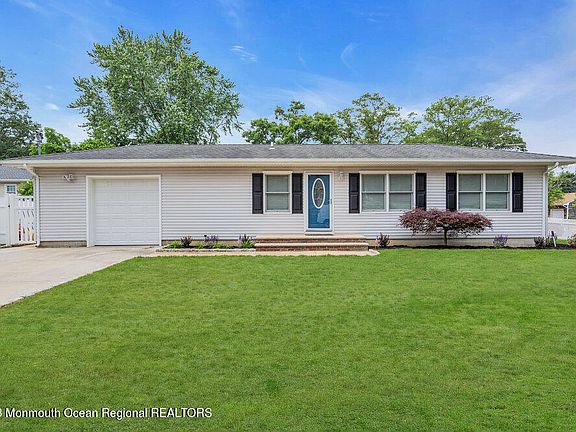 2nd image of 307 Newark Drive