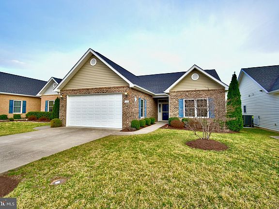 5th image of 112 Sadi Ct