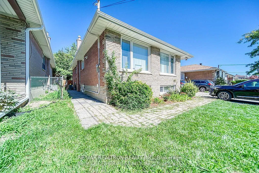 2 bed, $1,750 — Photo 1