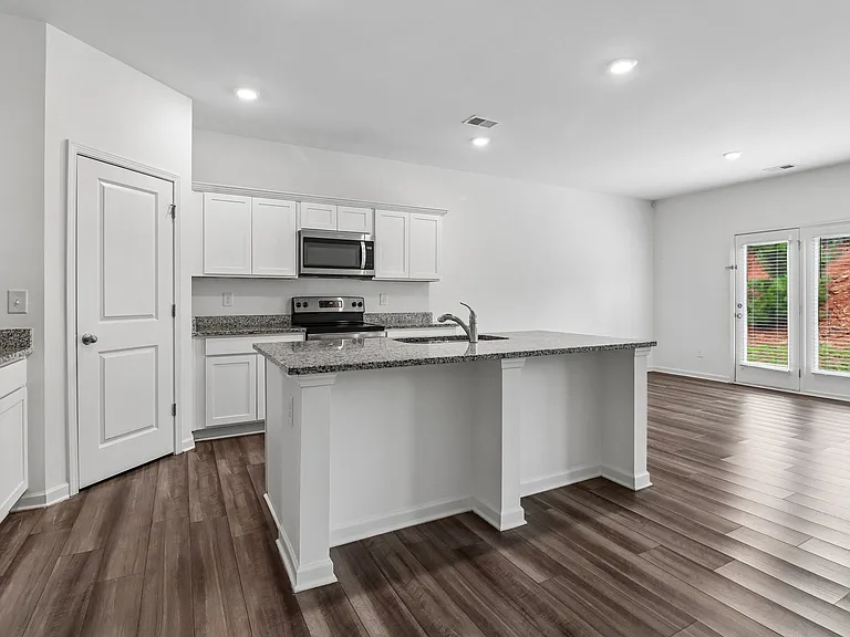 Liberty Grove — Photo 19