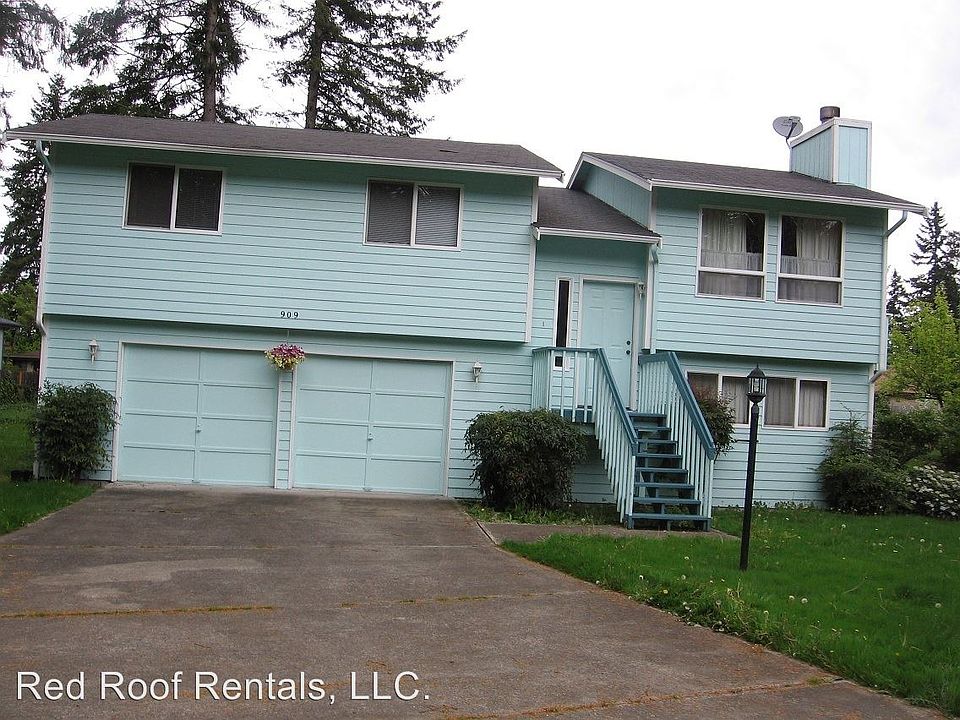 1st image of 909 144th Street Ct S
