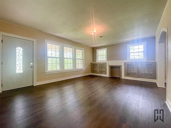 4th image of 714 Butler St