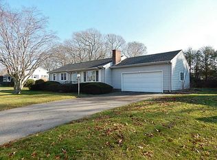 41 Hubbard St, Westerly, RI 02891