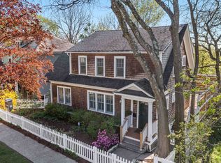 399 S Winooski Ave, Burlington, VT 05401