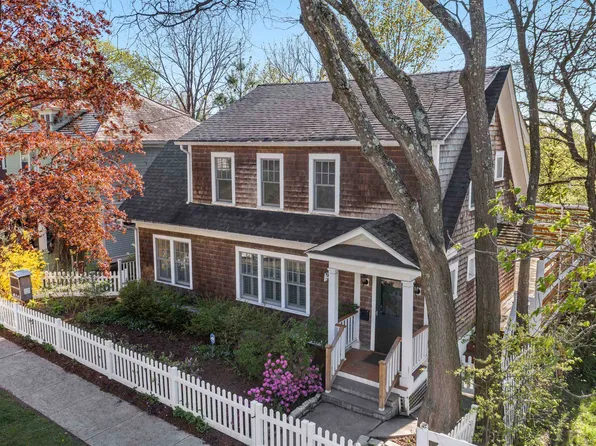 399 South Winooski Avenue, Burlington, VT 05401