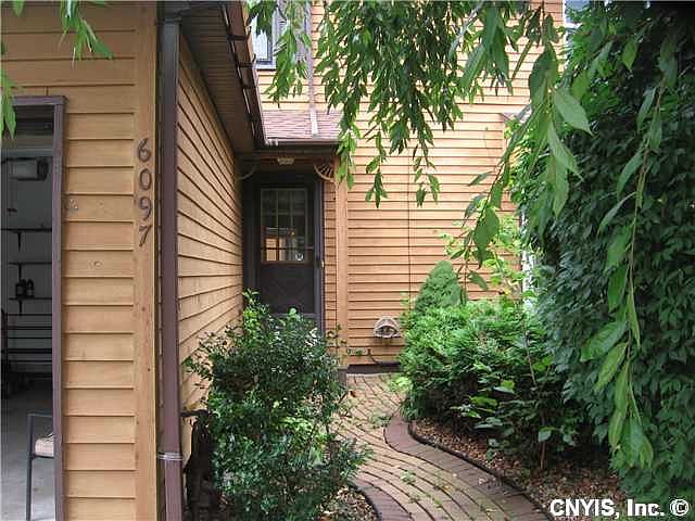 1st image of 6097 Bethlehem Ln