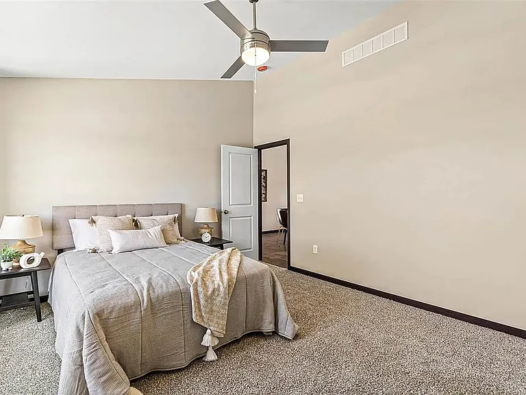 307 Chloe Dr — Photo 11