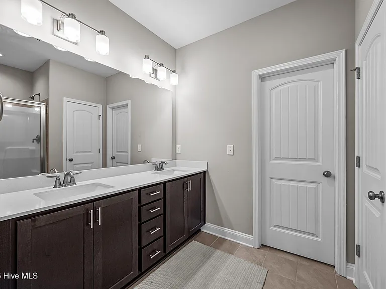 303 Red Cedar Dr — Photo 24