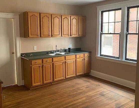 5th image of 1670 Iliff Ave