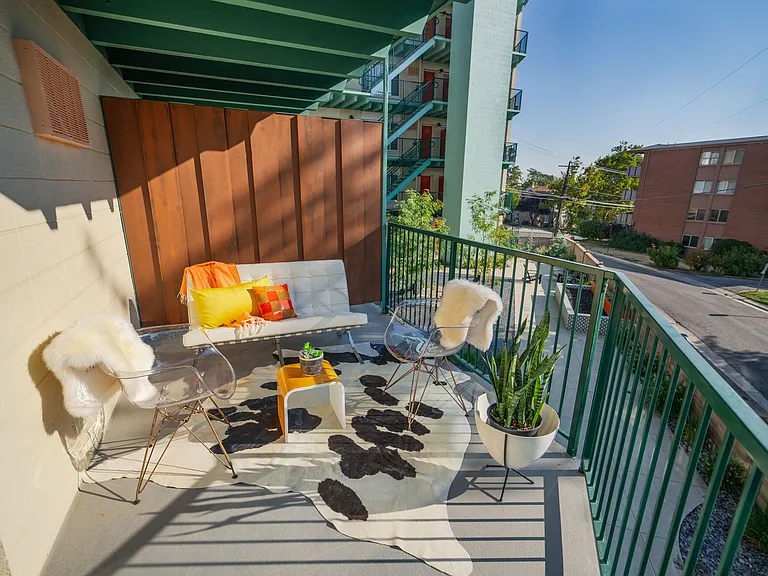 Valli Hi Apartments — Photo 21