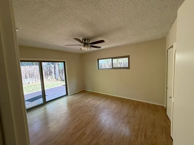 1740 Huntington Dr — Photo 7