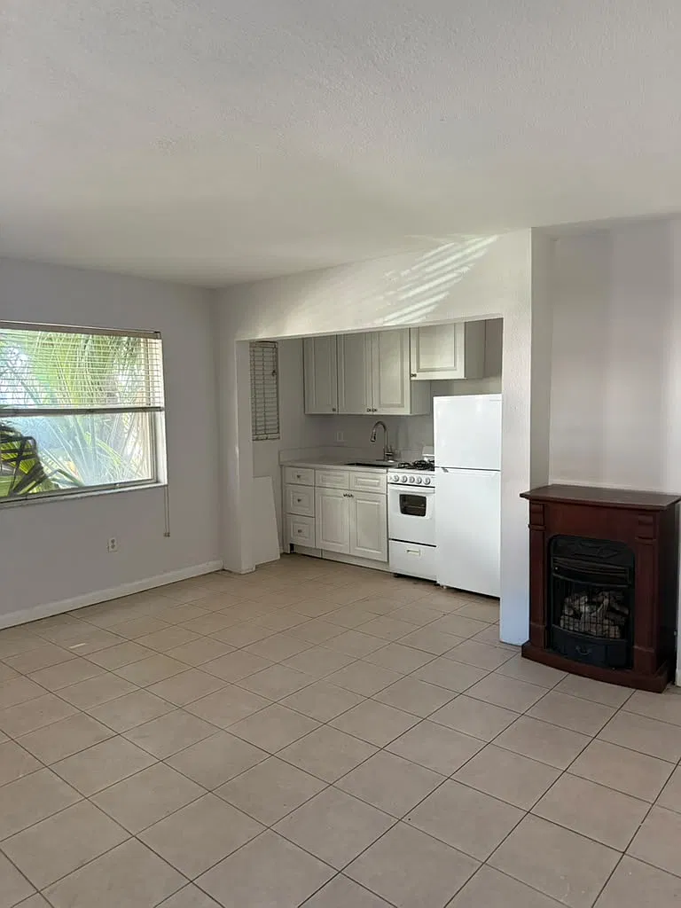 1 bed, 600 sqft, $1,200 — Photo 3