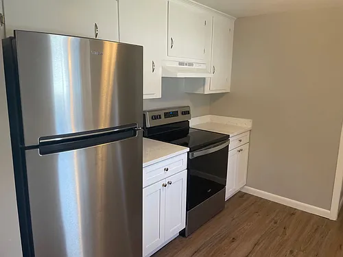 31 Studley Ave Photo 1