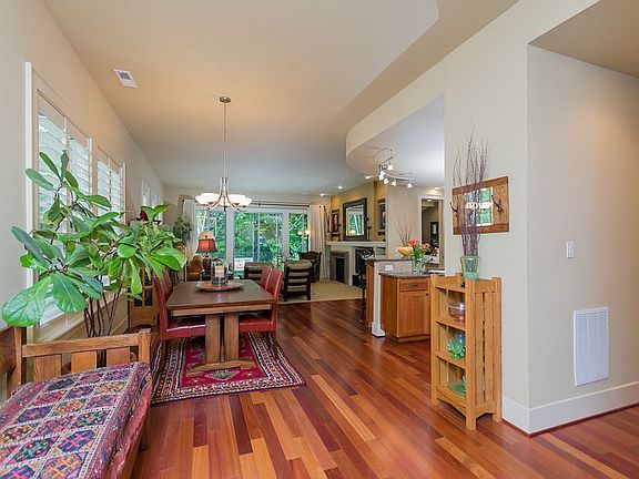 4th image of 4304 SE 178th Pl