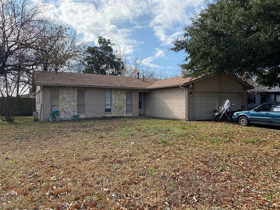 1st image of 1404 Southmoor Dr